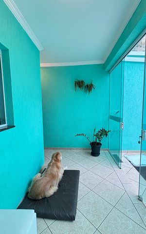 Casa à venda com 246m², 3 quartos e 5 vagas Casa à venda com 246m², 3 quartos e 5 vagasÁrea de Serviço