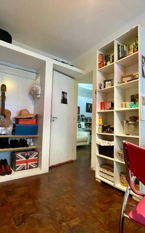 Casa à venda com 565m², 4 quartos e 2 vagas Casa à venda com 565m², 4 quartos e 2 vagasQuarto 1