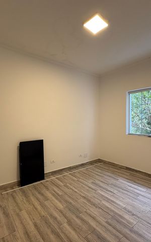 Casa à venda com 173m², 4 quartos e 2 vagas Casa à venda com 173m², 4 quartos e 2 vagasQuarto 2