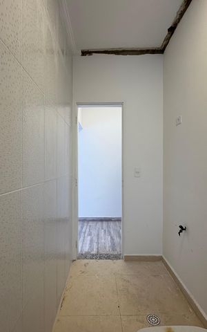 Casa à venda com 173m², 4 quartos e 2 vagas Casa à venda com 173m², 4 quartos e 2 vagasBanheiro da Suíte