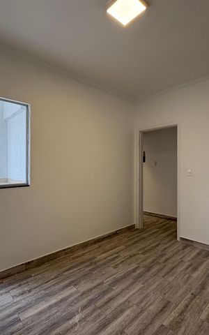 Casa à venda com 173m², 4 quartos e 2 vagas Casa à venda com 173m², 4 quartos e 2 vagasQuarto 1