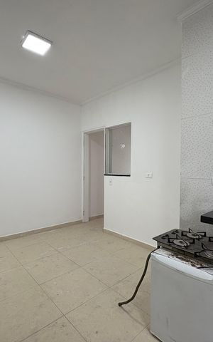 Casa à venda com 173m², 4 quartos e 2 vagas Casa à venda com 173m², 4 quartos e 2 vagasCozinha