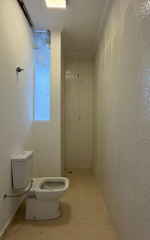 Casa à venda com 173m², 4 quartos e 2 vagas Casa à venda com 173m², 4 quartos e 2 vagasBanheiro da Suíte
