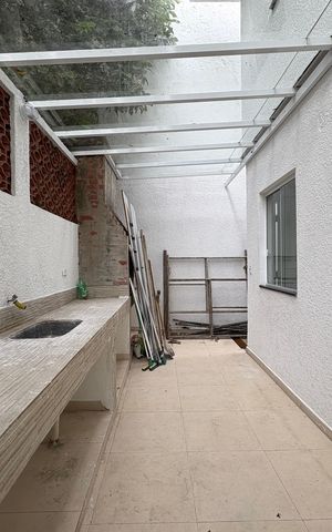 Casa à venda com 173m², 4 quartos e 2 vagas Casa à venda com 173m², 4 quartos e 2 vagasÁrea gourmet