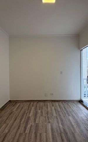Casa à venda com 173m², 4 quartos e 2 vagas Casa à venda com 173m², 4 quartos e 2 vagasQuarto 1