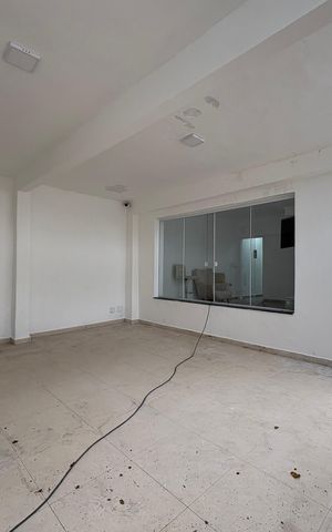 Casa à venda com 173m², 4 quartos e 2 vagas Casa à venda com 173m², 4 quartos e 2 vagasGaragem