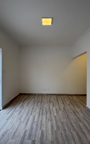 Casa à venda com 173m², 4 quartos e 2 vagas Casa à venda com 173m², 4 quartos e 2 vagasSuite