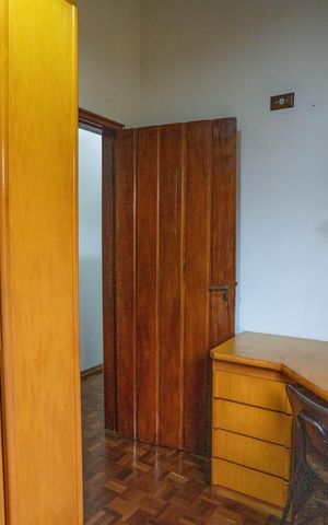 Casa à venda com 209m², 3 quartos e 4 vagas Casa à venda com 209m², 3 quartos e 4 vagasQuarto 2