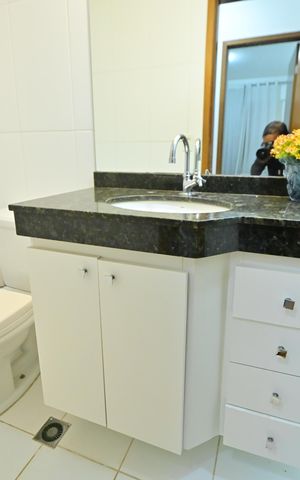 Apartamento à venda com 66m², 2 quartos e 1 vaga Apartamento à venda com 66m², 2 quartos e 1 vagaBanheiro Social