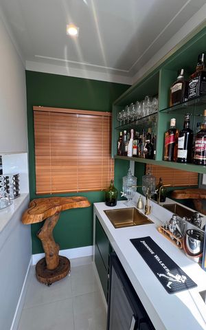 Apartamento à venda com 110m², 2 quartos e 2 vagas Apartamento à venda com 110m², 2 quartos e 2 vagasCozinha