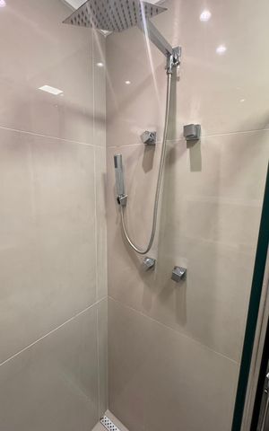 Apartamento à venda com 110m², 2 quartos e 2 vagas Apartamento à venda com 110m², 2 quartos e 2 vagasBanheiro da Suíte 2