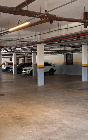 Apartamento à venda com 110m², 2 quartos e 2 vagas Apartamento à venda com 110m², 2 quartos e 2 vagasÁrea comum - Garagem