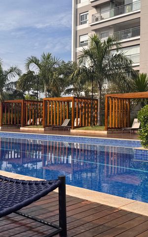 Apartamento à venda com 110m², 2 quartos e 2 vagas Apartamento à venda com 110m², 2 quartos e 2 vagasÁrea comum - Piscina