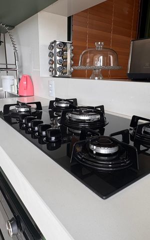 Apartamento à venda com 110m², 2 quartos e 2 vagas Apartamento à venda com 110m², 2 quartos e 2 vagasCozinha
