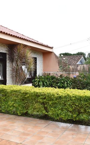 Casa à venda com 480m², 4 quartos e 3 vagasÁrea externa com Jardim