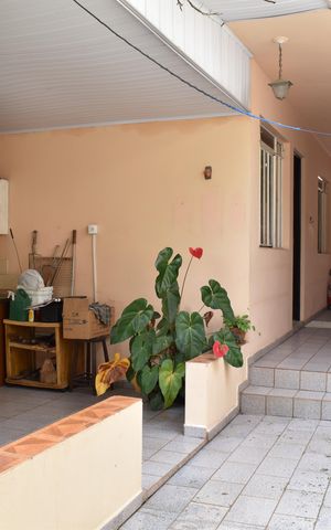 Casa à venda com 480m², 4 quartos e 3 vagasÁrea externa