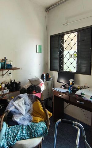 Casa à venda com 150m², 4 quartos e 1 vaga Casa à venda com 150m², 4 quartos e 1 vagaEdícula - Quarto
