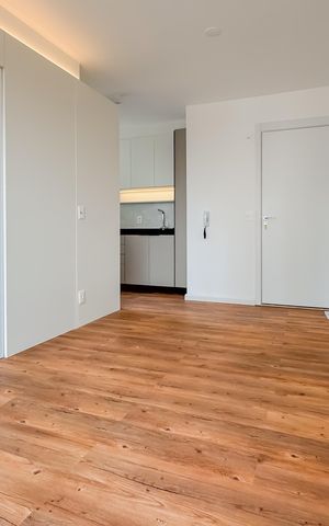Apartamento à venda com 41m², 2 quartos e sem vaga Apartamento à venda com 41m², 2 quartos e sem vagaSala