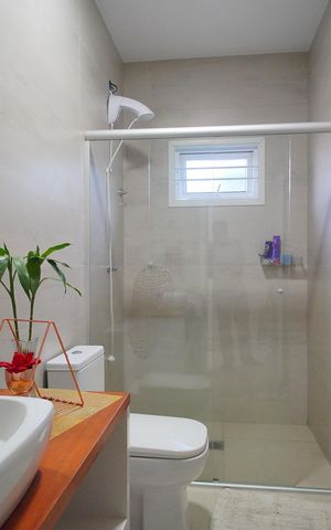 Casa à venda com 300m², 3 quartos e 2 vagasBanheiro