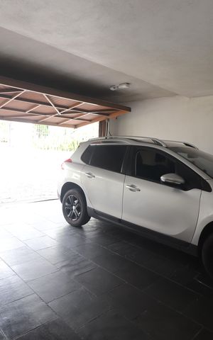 Casa à venda com 650m², 4 quartos e 2 vagasGaragem