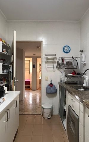Apartamento à venda com 120m², 3 quartos e 2 vagas Apartamento à venda com 120m², 3 quartos e 2 vagasCozinha