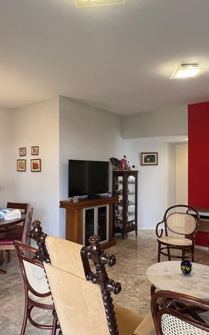 Apartamento à venda com 120m², 3 quartos e 2 vagas Apartamento à venda com 120m², 3 quartos e 2 vagasSala