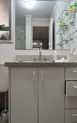 Apartamento à venda com 120m², 3 quartos e 2 vagas Apartamento à venda com 120m², 3 quartos e 2 vagasBanheiro