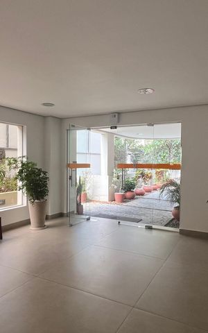 Apartamento à venda com 120m², 3 quartos e 2 vagas Apartamento à venda com 120m², 3 quartos e 2 vagasHall de entrada