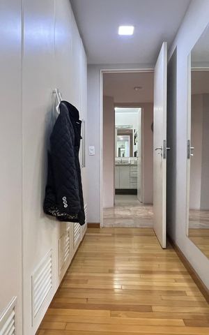 Apartamento à venda com 120m², 3 quartos e 2 vagas Apartamento à venda com 120m², 3 quartos e 2 vagasCloset da suíte