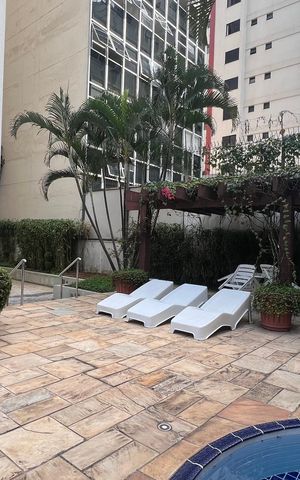 Apartamento à venda com 120m², 3 quartos e 2 vagas Apartamento à venda com 120m², 3 quartos e 2 vagasPiscina