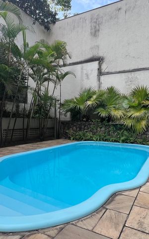 Apartamento à venda com 120m², 3 quartos e 2 vagas Apartamento à venda com 120m², 3 quartos e 2 vagasPiscina