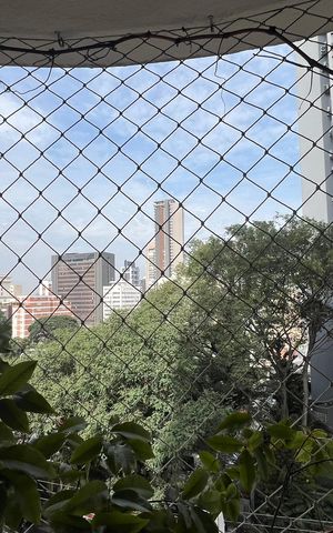 Apartamento à venda com 120m², 3 quartos e 2 vagas Apartamento à venda com 120m², 3 quartos e 2 vagasVaranda