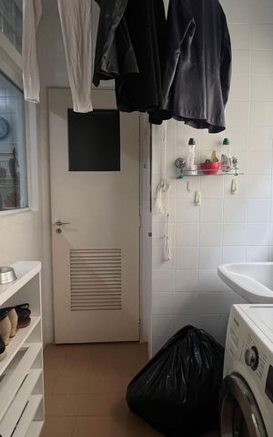Apartamento à venda com 120m², 3 quartos e 2 vagas Apartamento à venda com 120m², 3 quartos e 2 vagasÁrea de Serviço