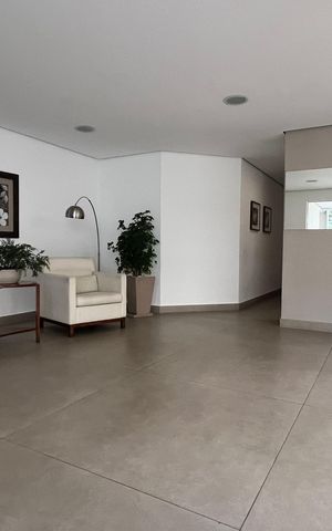 Apartamento à venda com 120m², 3 quartos e 2 vagas Apartamento à venda com 120m², 3 quartos e 2 vagasHall de entrada