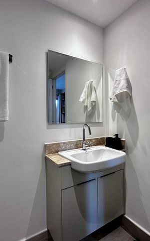 Studio à venda com 25m², 0 quarto e sem vaga Studio à venda com 25m², 0 quarto e sem vagaBanheiro
