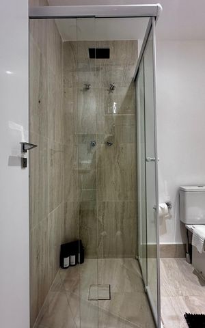 Studio à venda com 25m², 0 quarto e sem vaga Studio à venda com 25m², 0 quarto e sem vagaBanheiro