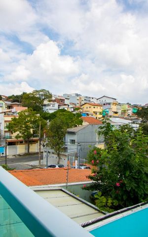 Casa à venda com 138m², 3 quartos e 3 vagas Casa à venda com 138m², 3 quartos e 3 vagasQuarto 2 - Suíte