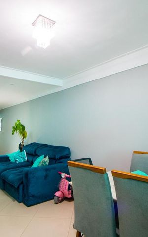 Casa à venda com 138m², 3 quartos e 3 vagas Casa à venda com 138m², 3 quartos e 3 vagasSala