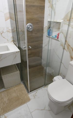Casa de condomínio à venda com 320m², 3 quartos e 4 vagasBanheiro 2