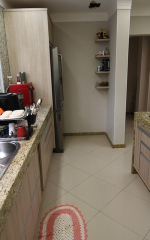 Casa de condomínio à venda com 320m², 3 quartos e 4 vagasCozinha