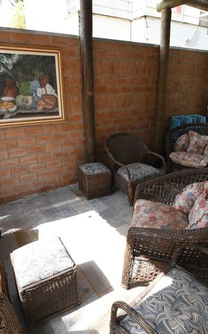 Casa de condomínio à venda com 320m², 3 quartos e 4 vagasVaranda