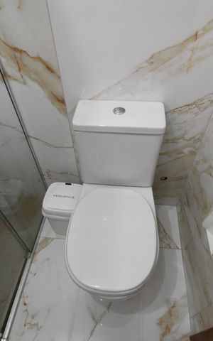 Casa de condomínio à venda com 320m², 3 quartos e 4 vagasBanheiro 2
