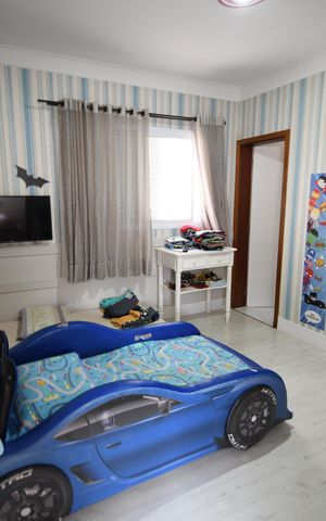 Casa de condomínio à venda com 320m², 3 quartos e 4 vagasQuarto Suíte 1