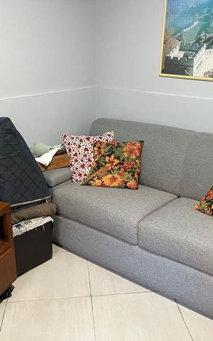 Casa à venda com 350m², 4 quartos e 2 vagas Casa à venda com 350m², 4 quartos e 2 vagasSala