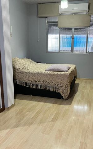 Casa à venda com 350m², 4 quartos e 2 vagas Casa à venda com 350m², 4 quartos e 2 vagasQuarto
