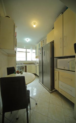 Apartamento para alugar com 128m², 3 quartos e 2 vagasCozinha 