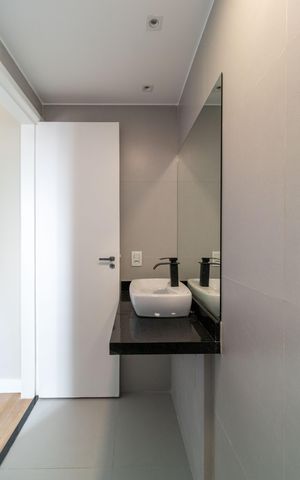 Apartamento à venda com 67m², 3 quartos e 1 vaga Apartamento à venda com 67m², 3 quartos e 1 vagaBanheiro da Suíte