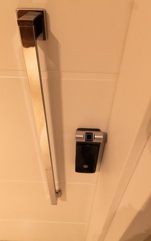 Apartamento à venda com 80m², 2 quartos e 2 vagas Apartamento à venda com 80m², 2 quartos e 2 vagasFechadura Eletrônica