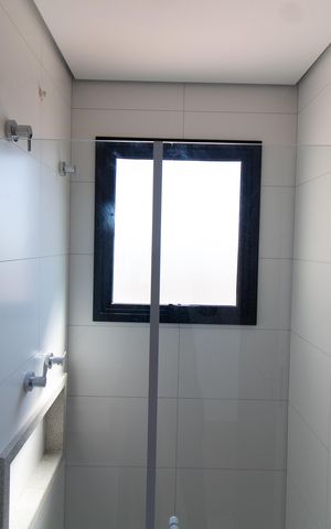 Apartamento à venda com 80m², 2 quartos e 2 vagas Apartamento à venda com 80m², 2 quartos e 2 vagasBanheiro da Suíte 1