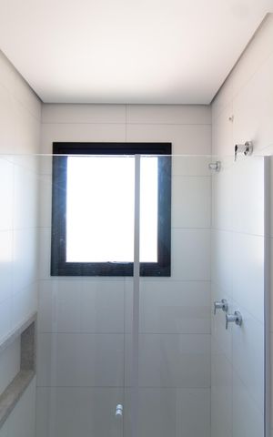 Apartamento à venda com 80m², 2 quartos e 2 vagas Apartamento à venda com 80m², 2 quartos e 2 vagasBanheiro da Suíte 2